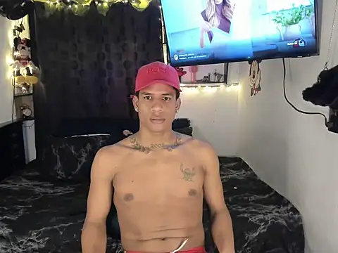 JUANBIGCOCK21CM online show from 10, 7, 2026