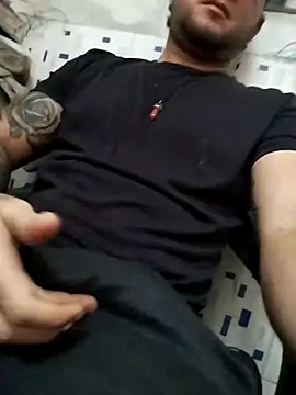 JHONNYACA28 online show from 8, 11, 2025