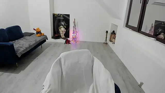 AnyaEvy online show from 19, 12, 2025