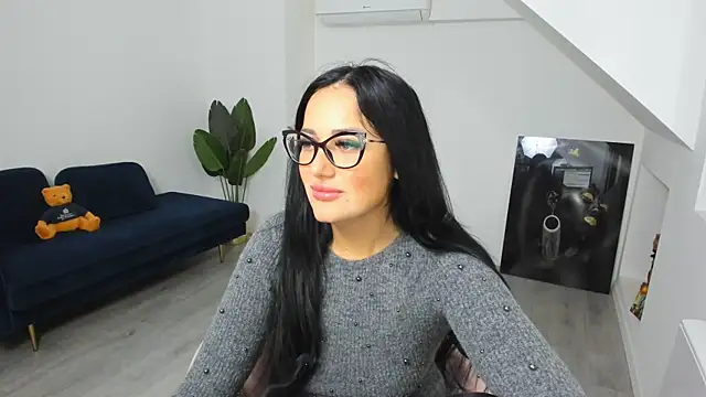 AnyaEvy online show from 7, 2, 2026