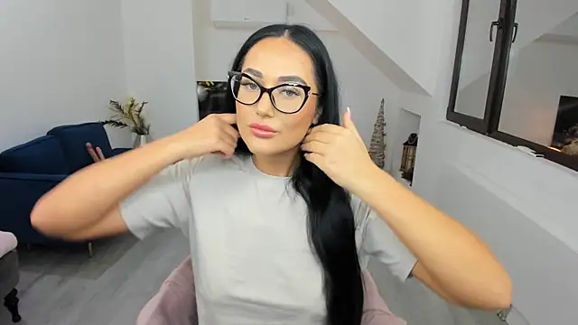 AnyaEvy online show from 12, 11, 2025