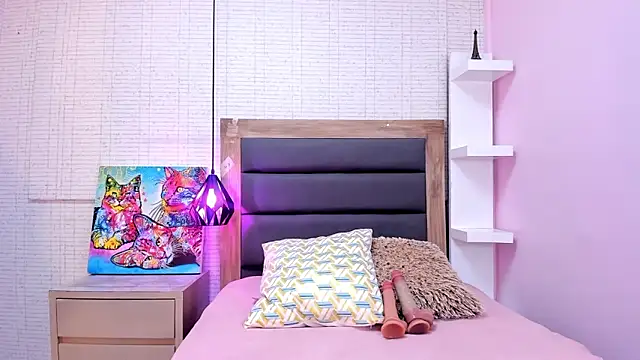 IRENNEBLAZER online show from 4, 2, 2026