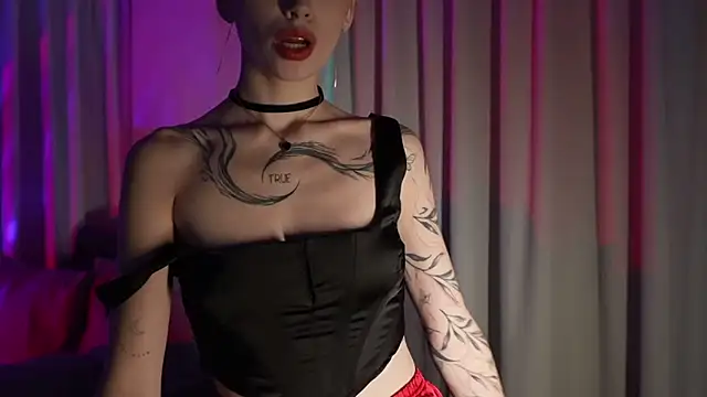 LinaaVelle online show from 15, 5, 2026