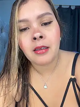 Snapshot of MelodySanz chatting on 4, 6, 2026 MelodySanz online show from 4, 6, 2026