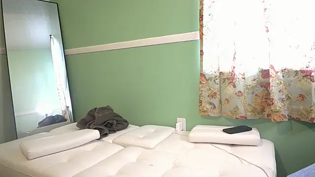 RosieCheeks  online show from 29, 6, 2026