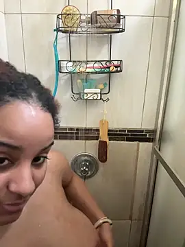 Nicolitalalinda online show from 7, 2, 2026