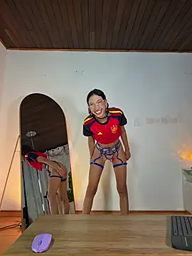 selene starkk online show from 7, 7, 2026