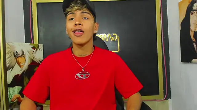 Snapshot of Timmy_Kiing_ chatting on 30, 11, 2025 Timmy Kiing online show from 30, 11, 2025