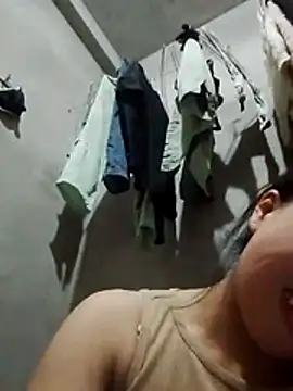 Yumiik2kk online show from 17, 11, 2025