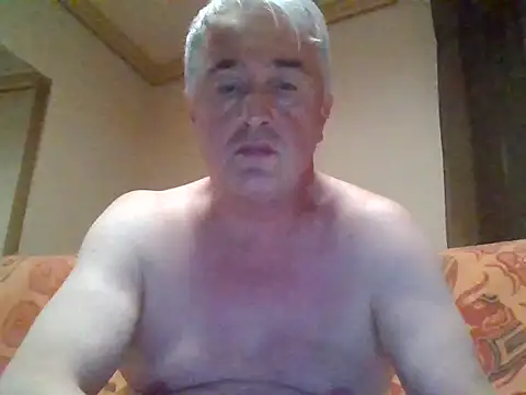 Snapshot of Cumlover5534 chatting on 21, 7, 2026 Cumlover5534 online show from 21, 7, 2026