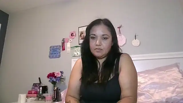 tattedlatina online show from 13, 11, 2025