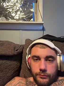 Snapshot of trickydickydaddy chatting on 16, 5, 2026 trickydickydaddy online show from 16, 5, 2026
