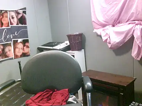 Snapshot of trickydickydaddy chatting on 30, 11, 2025 trickydickydaddy online show from 30, 11, 2025