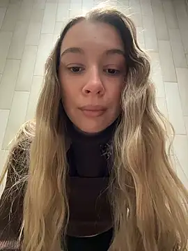 SashaCatt online show from 4, 2, 2026