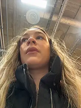 SashaCatt online show from 10, 4, 2026