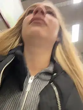 SashaCatt online show from 20, 4, 2026