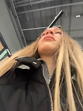 SashaCatt online show from 9, 3, 2026