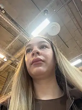 SashaCatt online show from 2, 4, 2026