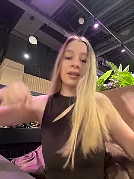 SashaCatt online show from 24, 11, 2025