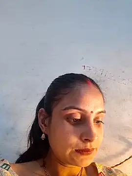 Snapshot of shifali21girl chatting on 2, 12, 2025 shifali21girl online show from 2, 12, 2025