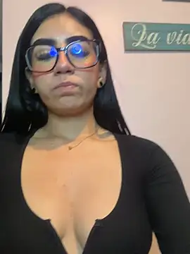 SCARLETT INK  online show from 12, 6, 2026