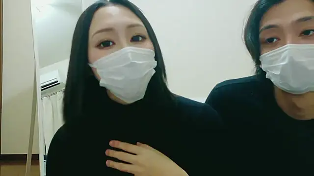 Snapshot of Eno-jpn chatting on 4, 12, 2025 Eno-jpn online show from 4, 12, 2025