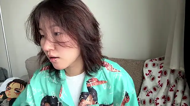 Snapshot of DishySulcus chatting on 9, 11, 2025 DishySulcus online show from 9, 11, 2025