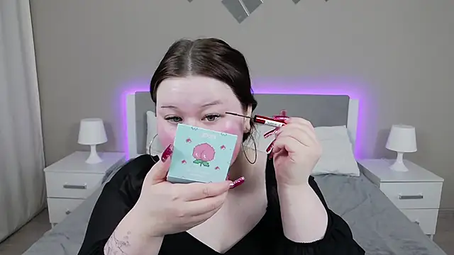 EvaNova  online show from 13, 11, 2025