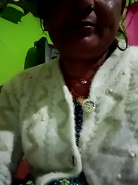 Quin love143 online show from 10, 2, 2026