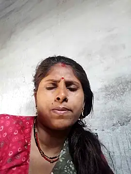 Snapshot of Maya_mohni chatting on 2, 5, 2026 Maya mohni online show from 2, 5, 2026
