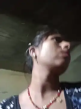 Snapshot of Maya_mohni chatting on 4, 6, 2026 Maya mohni online show from 4, 6, 2026