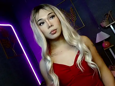 slutty lauraxxx online show from 11, 2, 2026