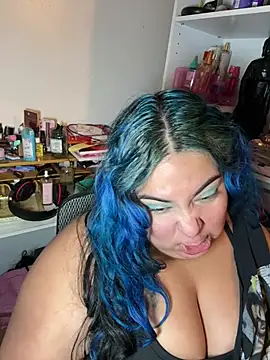 Snapshot of BiigMAMA_2025 chatting on 2, 2, 2026 BiigMAMA 2025 online show from 2, 2, 2026