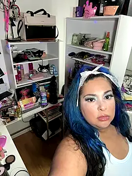 Snapshot of BiigMAMA_2025 chatting on 11, 11, 2025 BiigMAMA 2025 online show from 11, 11, 2025