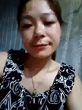 Lyla john online show from 28, 2, 2026