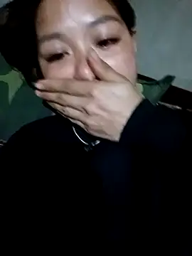 Lyla john online show from 13, 2, 2026