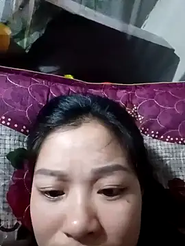 Lyla john online show from 22, 12, 2025