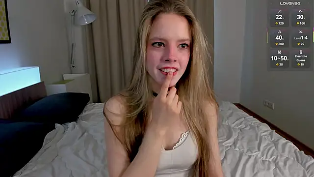 TiffinyMergist online show from 24, 2, 2026