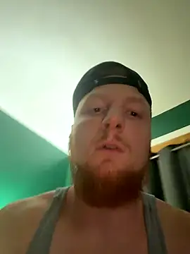 Snapshot of Redxxxz chatting on 8, 11, 2025 Redxxxz online show from 8, 11, 2025