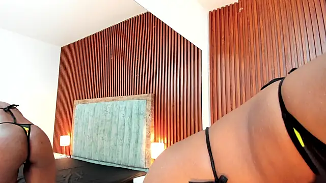 Ivyy Fox  online show from 29, 11, 2025