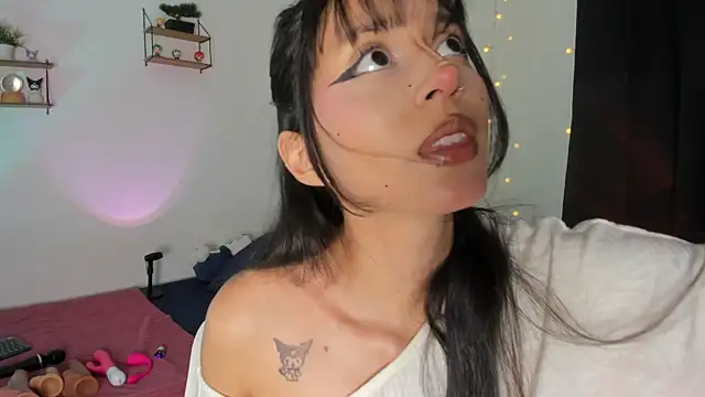 Snapshot of Tamara_Aluna_ chatting on 30, 7, 2026 Tamara Aluna online show from 30, 7, 2026