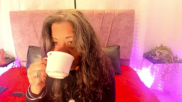 Snapshot of Victoriaa_Anderson chatting on 1, 6, 2026 Victoriaa Anderson online show from 1, 6, 2026