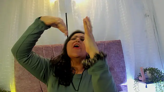 Victoriaa Anderson online show from 9, 3, 2026