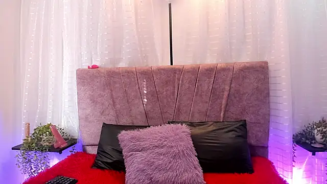 Snapshot of Victoriaa_Anderson chatting on 2, 6, 2026 Victoriaa Anderson online show from 2, 6, 2026