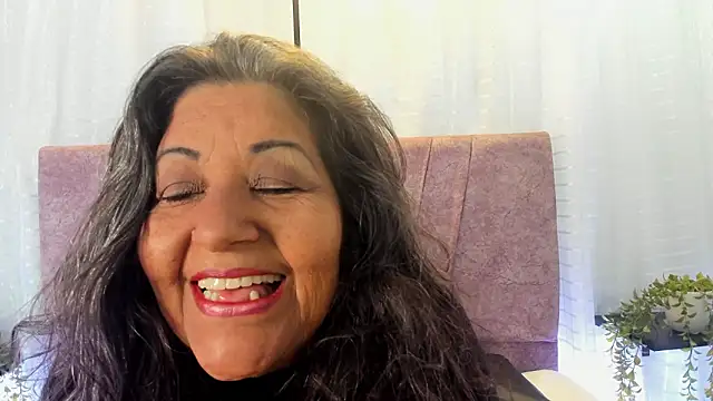 Victoriaa Anderson online show from 12, 3, 2026