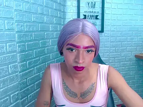 Snapshot of Bella_Nixx chatting on 8, 11, 2025 Bella Nixx online show from 8, 11, 2025