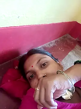 Hotbhabhi 089 online show from 12, 4, 2026