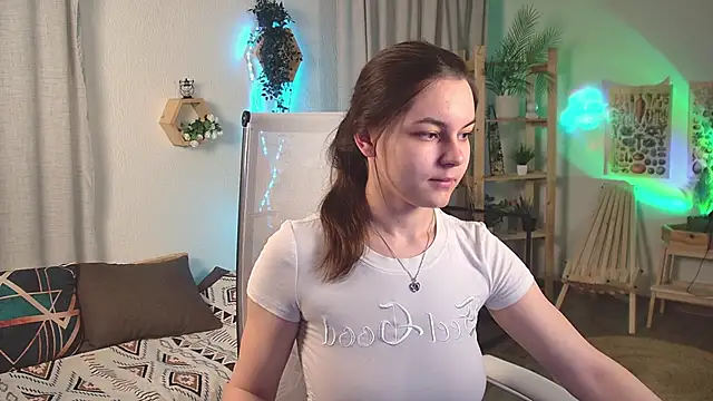 FrancescaCavaliere online show from 10, 4, 2026