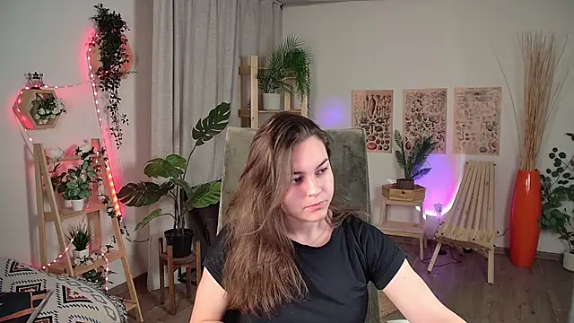 Snapshot of FrancescaCavaliere chatting on 19, 7, 2026 FrancescaCavaliere online show from 19, 7, 2026