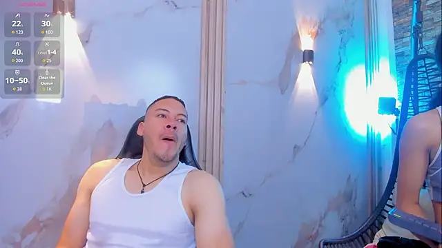 Aron and molly online show from 5, 3, 2026